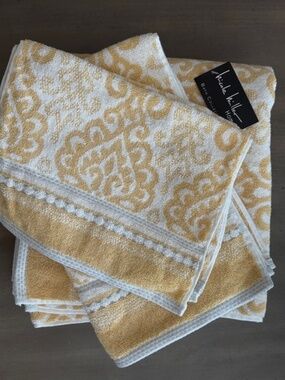 Nicole Miller Home Bath Hand Towel Set Yellow Damask Jacquard Scroll Cotton Spa